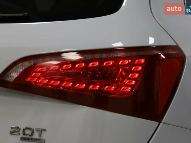 Білий Ауді Ку 5, об'ємом двигуна 2 л та пробігом 179 тис. км за 14900 $, фото 57 на Automoto.ua