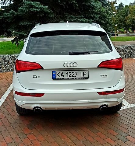 Білий Ауді Ку 5, об'ємом двигуна 2 л та пробігом 153 тис. км за 15700 $, фото 3 на Automoto.ua