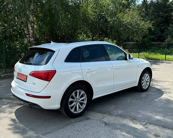 Белый Ауди Ку 5, объемом двигателя 1.98 л и пробегом 239 тыс. км за 12900 $, фото 3 на Automoto.ua
