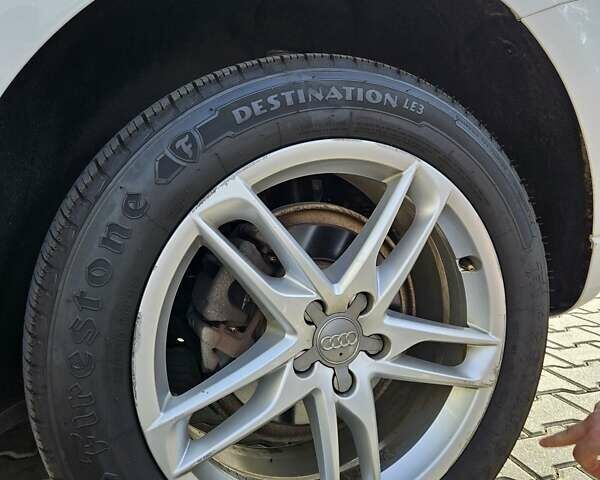 Белый Ауди Ку 5, объемом двигателя 1.98 л и пробегом 257 тыс. км за 14500 $, фото 33 на Automoto.ua