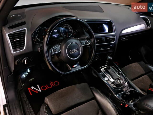 Білий Ауді Ку 5, об'ємом двигуна 2 л та пробігом 265 тис. км за 19500 $, фото 32 на Automoto.ua