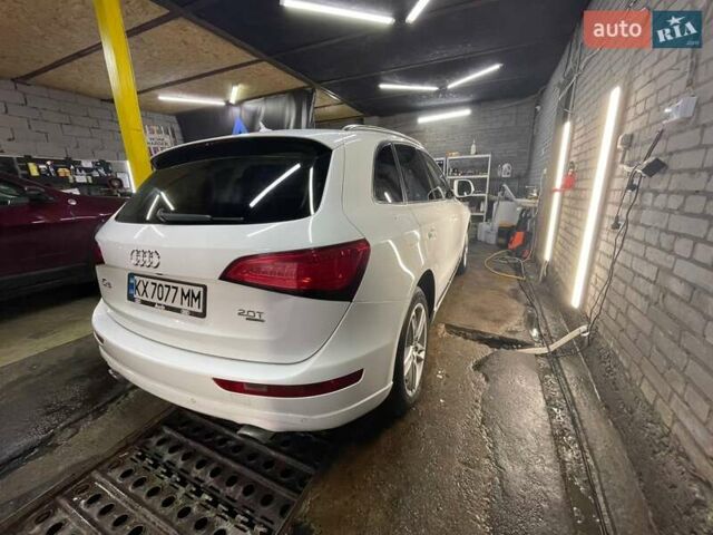 Белый Ауди Ку 5, объемом двигателя 1.97 л и пробегом 171 тыс. км за 16700 $, фото 4 на Automoto.ua