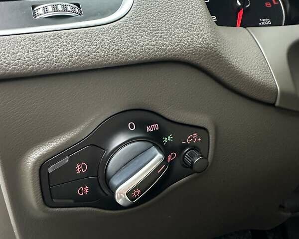 Белый Ауди Ку 5, объемом двигателя 2 л и пробегом 109 тыс. км за 15850 $, фото 27 на Automoto.ua