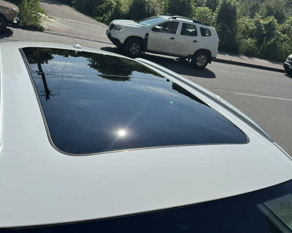 Ауди Ку 5 2013 в Львове на Automoto.ua Белый Ауди Ку 5, объемом двигателя 1.98 л и пробегом 213 тыс. км за 14300 $, фото 12 на Automoto.ua