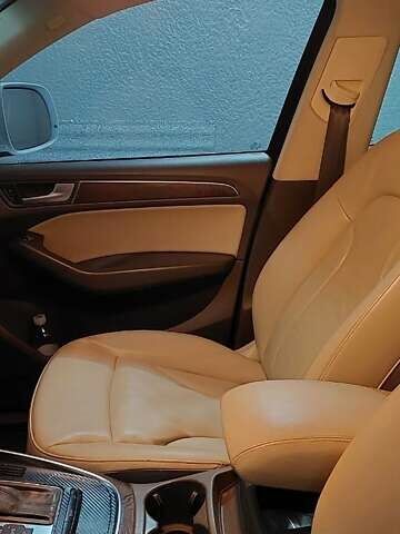 Белый Ауди Ку 5, объемом двигателя 2 л и пробегом 268 тыс. км за 16500 $, фото 14 на Automoto.ua