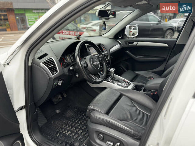 Білий Ауді Ку 5, об'ємом двигуна 1.98 л та пробігом 189 тис. км за 16699 $, фото 15 на Automoto.ua