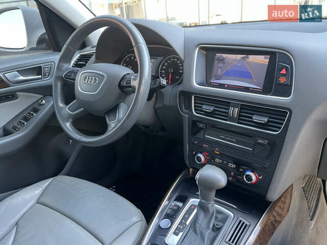 Белый Ауди Ку 5, объемом двигателя 1.98 л и пробегом 172 тыс. км за 12890 $, фото 17 на Automoto.ua