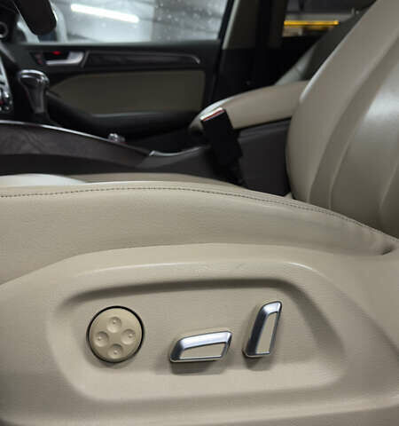 Белый Ауди Ку 5, объемом двигателя 1.98 л и пробегом 260 тыс. км за 12999 $, фото 21 на Automoto.ua