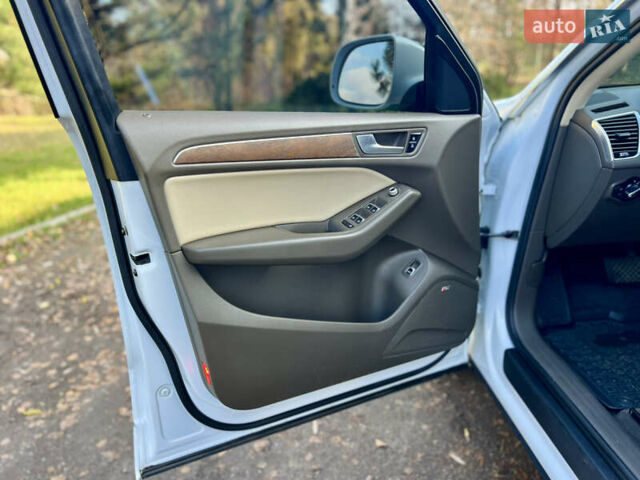 Белый Ауди Ку 5, объемом двигателя 2 л и пробегом 197 тыс. км за 12900 $, фото 22 на Automoto.ua