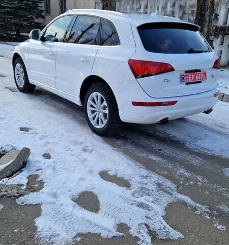 Белый Ауди Ку 5, объемом двигателя 2 л и пробегом 188 тыс. км за 15700 $, фото 10 на Automoto.ua