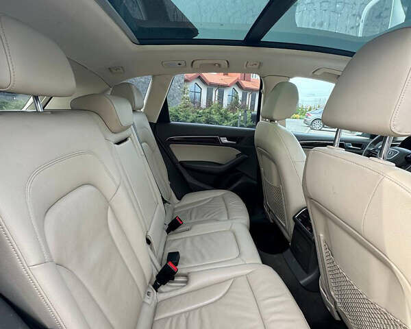 Белый Ауди Ку 5, объемом двигателя 1.98 л и пробегом 237 тыс. км за 14500 $, фото 4 на Automoto.ua