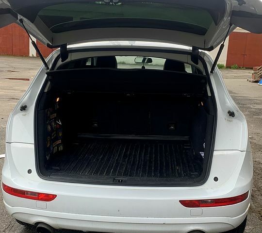 Білий Ауді Ку 5, об'ємом двигуна 2 л та пробігом 270 тис. км за 13800 $, фото 3 на Automoto.ua