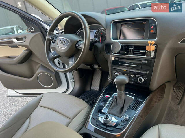 Ауди Ку 5 2013 в Львове на Automoto.ua Белый Ауди Ку 5, объемом двигателя 3 л и пробегом 217 тыс. км за 20590 $, фото 39 на Automoto.ua