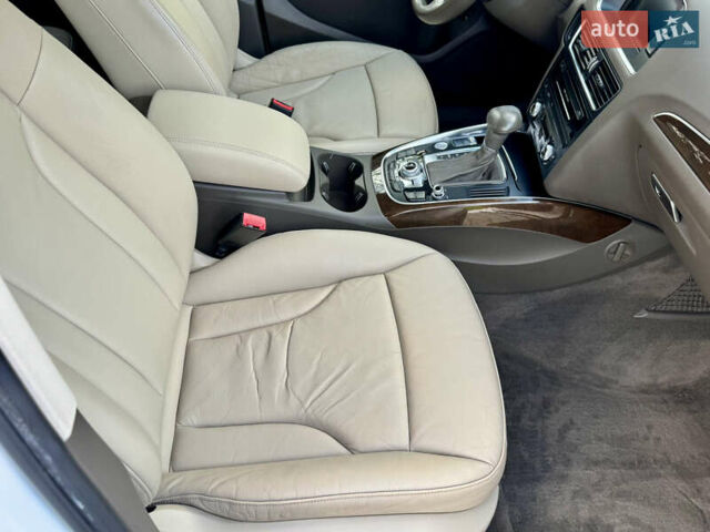 Белый Ауди Ку 5, объемом двигателя 1.98 л и пробегом 201 тыс. км за 12400 $, фото 19 на Automoto.ua