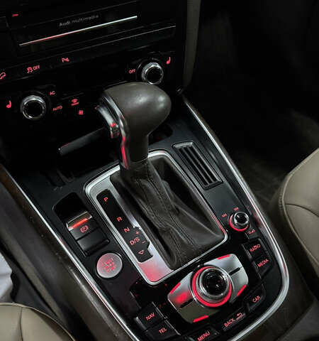 Белый Ауди Ку 5, объемом двигателя 1.98 л и пробегом 260 тыс. км за 12999 $, фото 17 на Automoto.ua