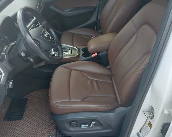 Белый Ауди Ку 5, объемом двигателя 1.98 л и пробегом 221 тыс. км за 13800 $, фото 23 на Automoto.ua
