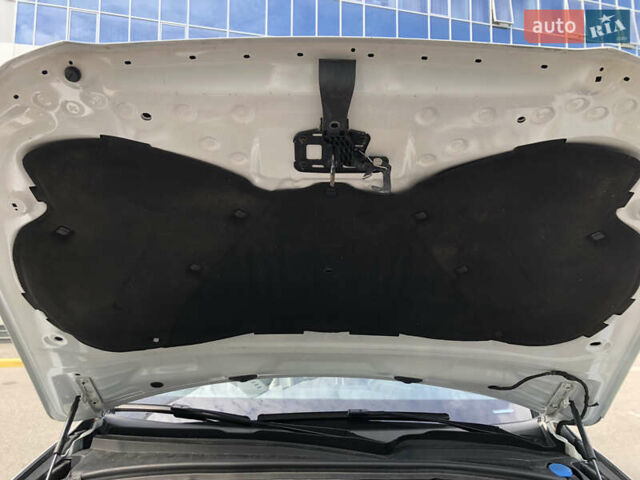 Белый Ауди Ку 5, объемом двигателя 2.97 л и пробегом 162 тыс. км за 19555 $, фото 11 на Automoto.ua