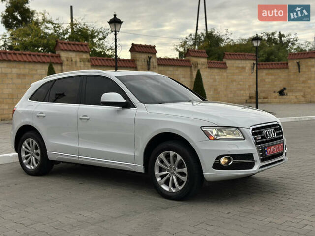 Ауді Ку 5 2013 у Измаиле на Automoto.ua Білий Ауді Ку 5, об'ємом двигуна 1.98 л та пробігом 80 тис. км за 17999 $, фото 1 на Automoto.ua