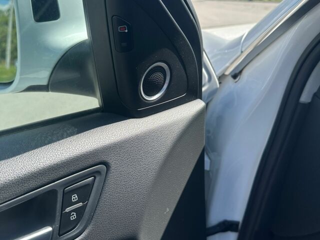 Белый Ауди Ку 5, объемом двигателя 2 л и пробегом 270 тыс. км за 15000 $, фото 13 на Automoto.ua