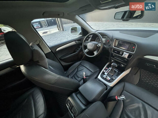 Белый Ауди Ку 5, объемом двигателя 1.98 л и пробегом 189 тыс. км за 13900 $, фото 27 на Automoto.ua