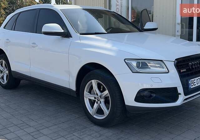 Белый Ауди Ку 5, объемом двигателя 1.97 л и пробегом 131 тыс. км за 18000 $, фото 1 на Automoto.ua