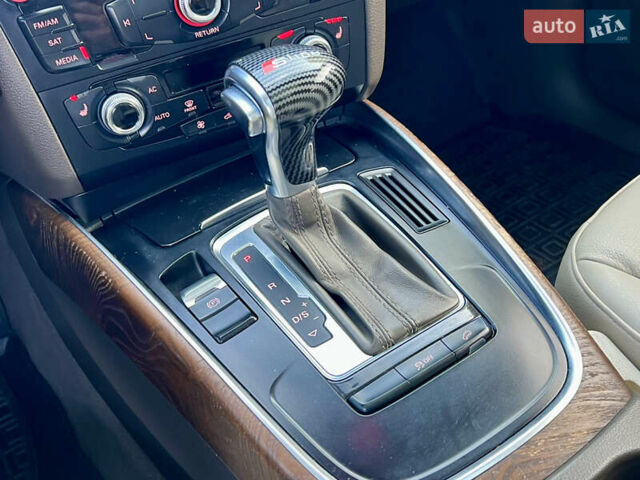 Белый Ауди Ку 5, объемом двигателя 2 л и пробегом 197 тыс. км за 12900 $, фото 29 на Automoto.ua