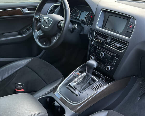 Белый Ауди Ку 5, объемом двигателя 1.98 л и пробегом 123 тыс. км за 14400 $, фото 15 на Automoto.ua