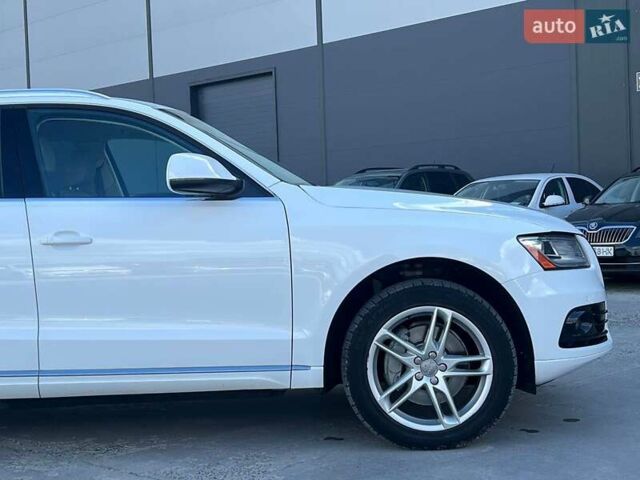 Ауди Ку 5 2013 в Львове на Automoto.ua Белый Ауди Ку 5, объемом двигателя 3 л и пробегом 217 тыс. км за 20590 $, фото 10 на Automoto.ua