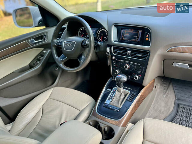 Белый Ауди Ку 5, объемом двигателя 2 л и пробегом 197 тыс. км за 12900 $, фото 32 на Automoto.ua