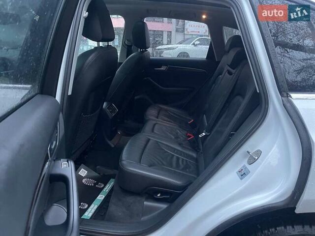 Белый Ауди Ку 5, объемом двигателя 1.98 л и пробегом 194 тыс. км за 16800 $, фото 14 на Automoto.ua