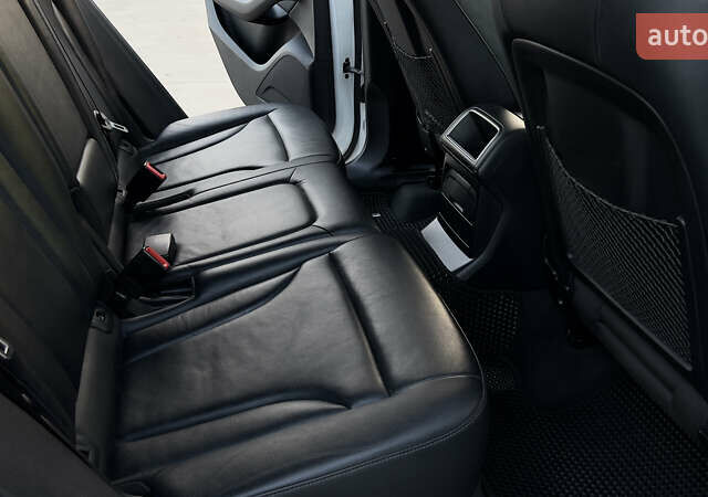 Белый Ауди Ку 5, объемом двигателя 1.97 л и пробегом 131 тыс. км за 18000 $, фото 17 на Automoto.ua