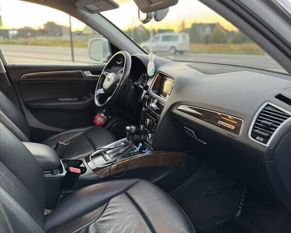 Белый Ауди Ку 5, объемом двигателя 1.98 л и пробегом 220 тыс. км за 14000 $, фото 10 на Automoto.ua