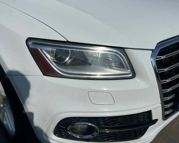 Ауди Ку 5 2013 в Львове на Automoto.ua Белый Ауди Ку 5, объемом двигателя 3 л и пробегом 200 тыс. км за 14000 $, фото 3 на Automoto.ua
