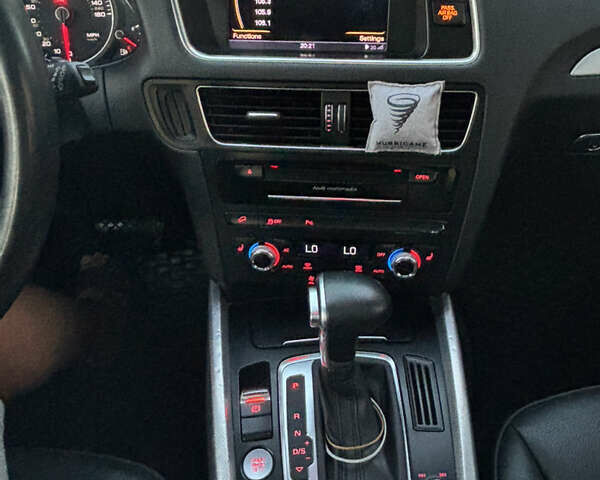 Белый Ауди Ку 5, объемом двигателя 1.98 л и пробегом 189 тыс. км за 13900 $, фото 25 на Automoto.ua