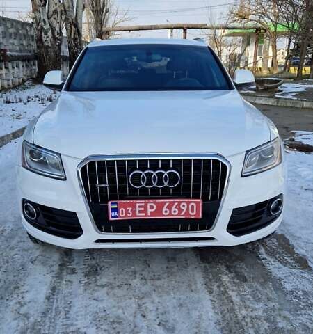 Белый Ауди Ку 5, объемом двигателя 2 л и пробегом 188 тыс. км за 15700 $, фото 1 на Automoto.ua