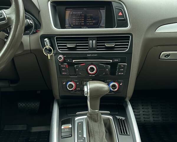 Белый Ауди Ку 5, объемом двигателя 2 л и пробегом 109 тыс. км за 15850 $, фото 35 на Automoto.ua