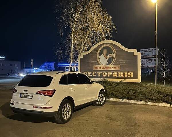 Белый Ауди Ку 5, объемом двигателя 1.97 л и пробегом 152 тыс. км за 22500 $, фото 1 на Automoto.ua