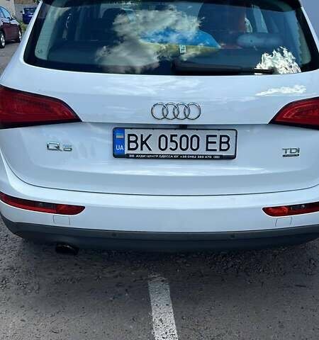 Белый Ауди Ку 5, объемом двигателя 1.97 л и пробегом 152 тыс. км за 22500 $, фото 11 на Automoto.ua