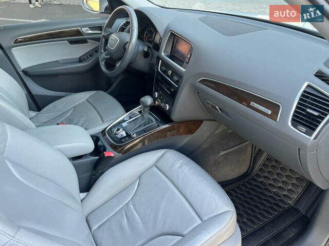 Белый Ауди Ку 5, объемом двигателя 1.98 л и пробегом 172 тыс. км за 12890 $, фото 16 на Automoto.ua