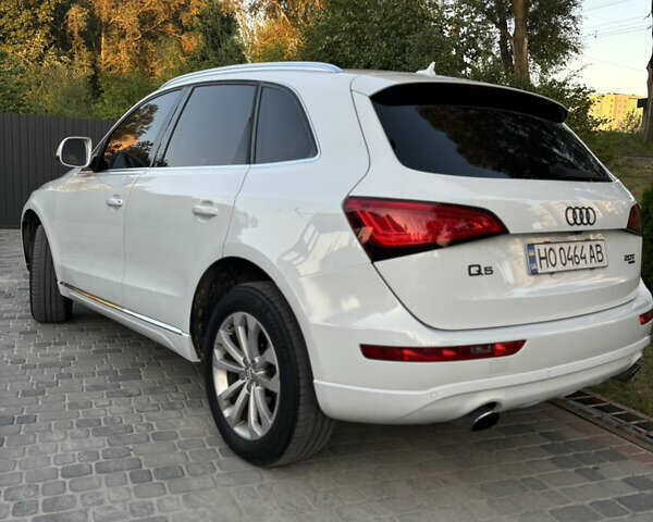 Белый Ауди Ку 5, объемом двигателя 1.98 л и пробегом 189 тыс. км за 13900 $, фото 7 на Automoto.ua