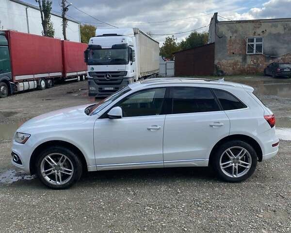 Білий Ауді Ку 5, об'ємом двигуна 1.98 л та пробігом 194 тис. км за 17000 $, фото 1 на Automoto.ua
