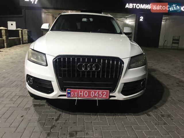 Белый Ауди Ку 5, объемом двигателя 2 л и пробегом 235 тыс. км за 12500 $, фото 1 на Automoto.ua