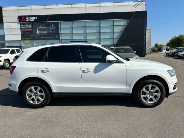 Белый Ауди Ку 5, объемом двигателя 2 л и пробегом 186 тыс. км за 19700 $, фото 7 на Automoto.ua