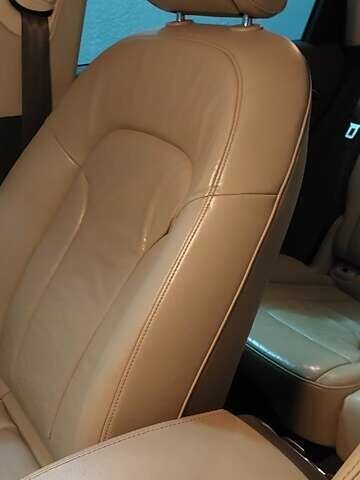 Белый Ауди Ку 5, объемом двигателя 2 л и пробегом 268 тыс. км за 16500 $, фото 18 на Automoto.ua