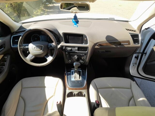 Белый Ауди Ку 5, объемом двигателя 2 л и пробегом 246 тыс. км за 13200 $, фото 11 на Automoto.ua