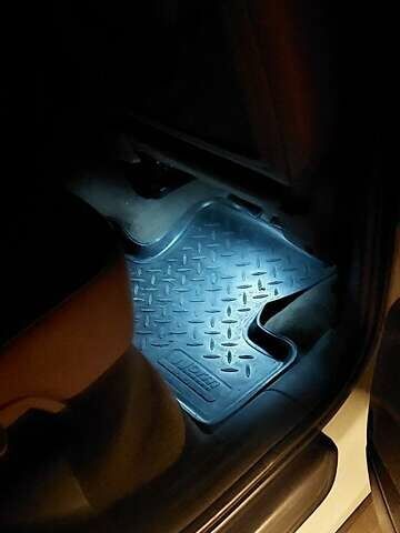 Белый Ауди Ку 5, объемом двигателя 2 л и пробегом 268 тыс. км за 16500 $, фото 22 на Automoto.ua