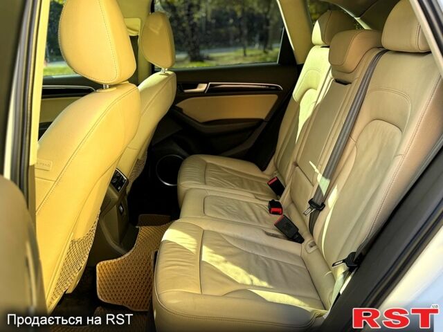 Белый Ауди Ку 5, объемом двигателя 2 л и пробегом 135 тыс. км за 13350 $, фото 11 на Automoto.ua