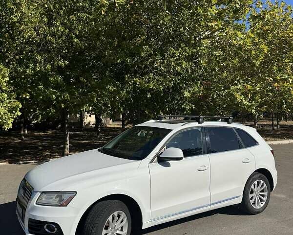 Білий Ауді Ку 5, об'ємом двигуна 1.98 л та пробігом 217 тис. км за 15300 $, фото 8 на Automoto.ua