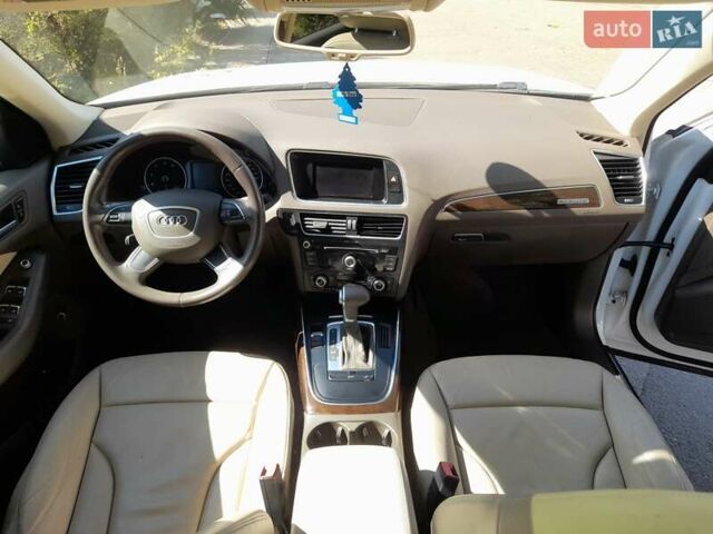 Белый Ауди Ку 5, объемом двигателя 1.98 л и пробегом 246 тыс. км за 13200 $, фото 10 на Automoto.ua