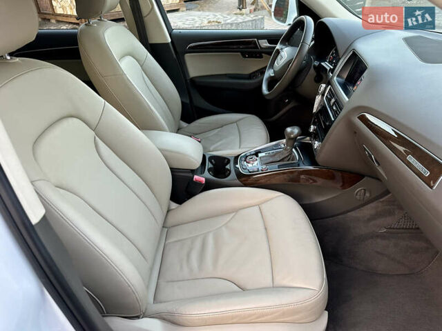 Белый Ауди Ку 5, объемом двигателя 1.98 л и пробегом 320 тыс. км за 13950 $, фото 19 на Automoto.ua